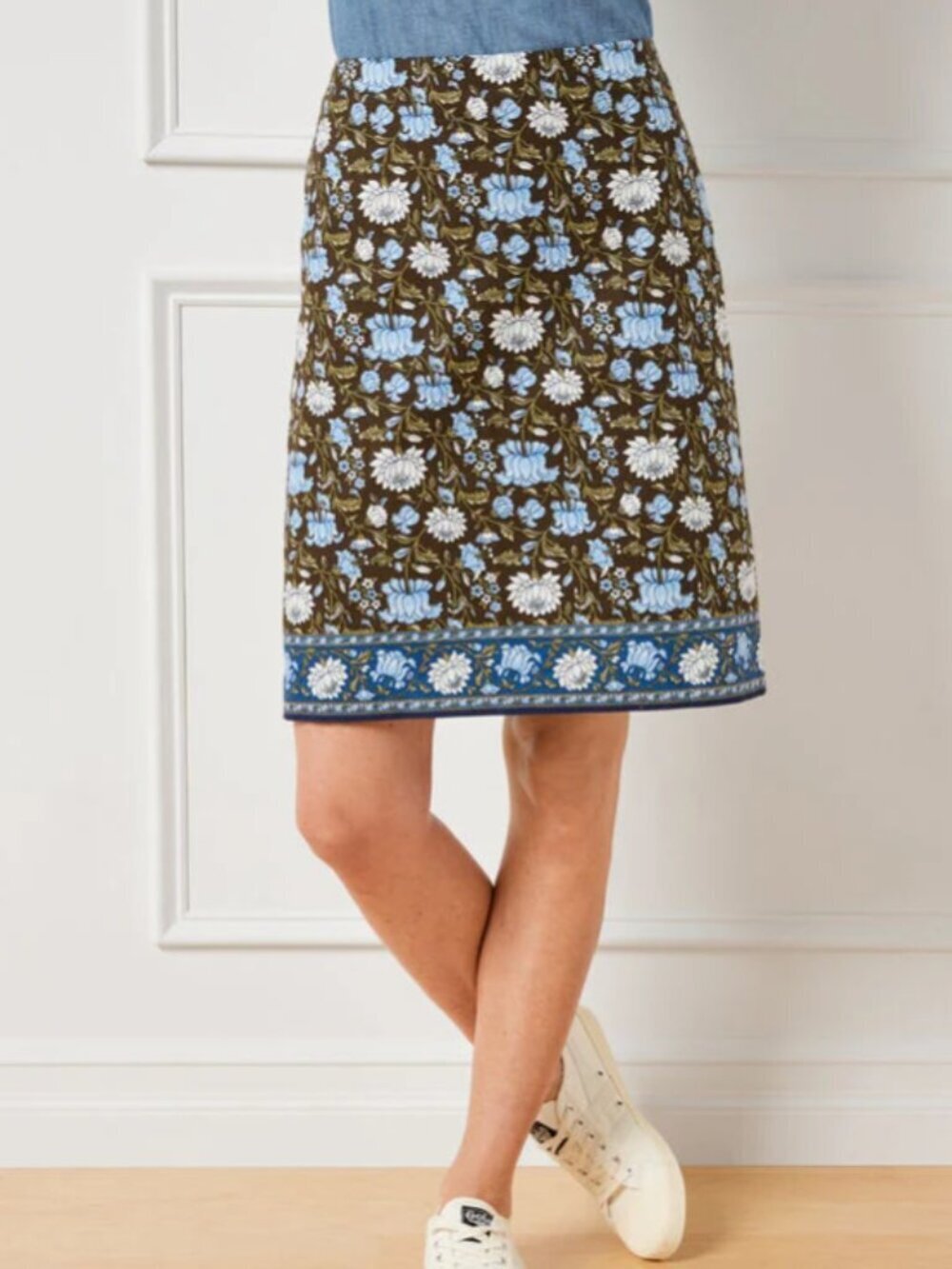 Talbots Pencil Skirt In Enchanting Floral Size 12P NWT